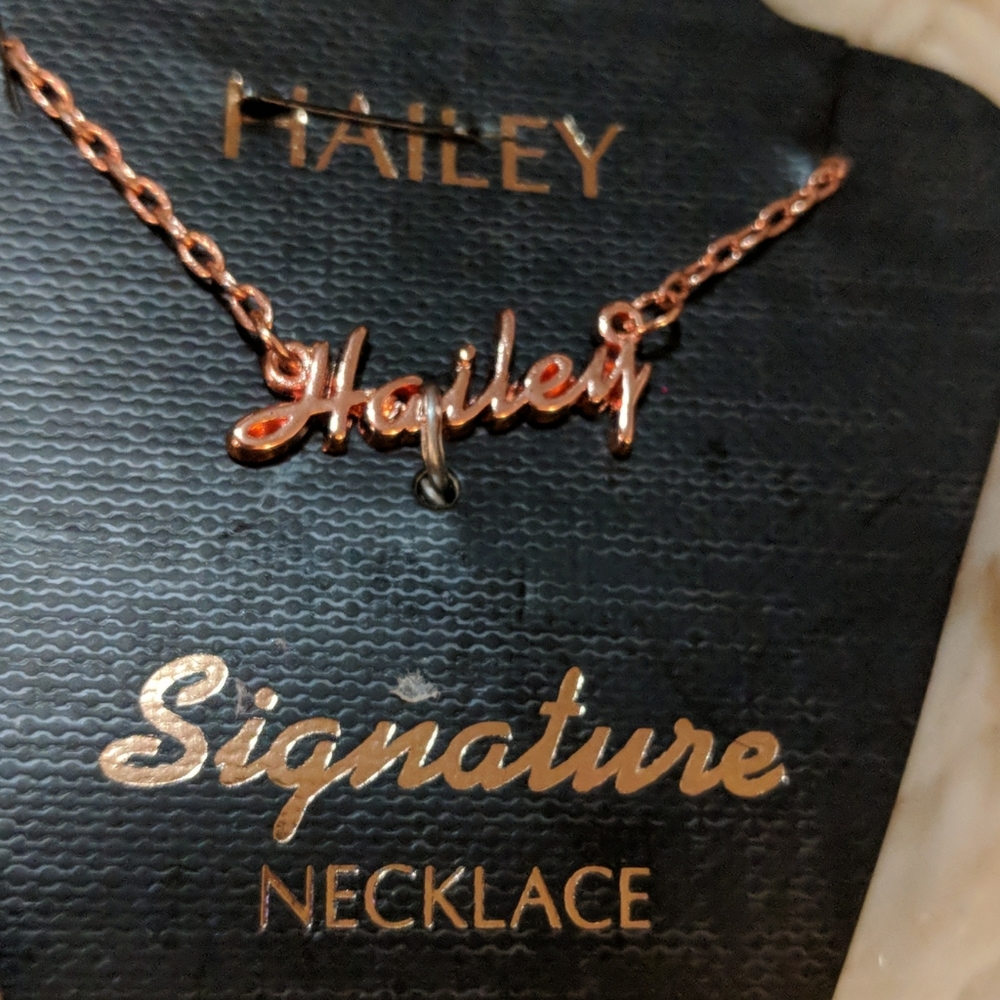 Hailey rose gold necklace